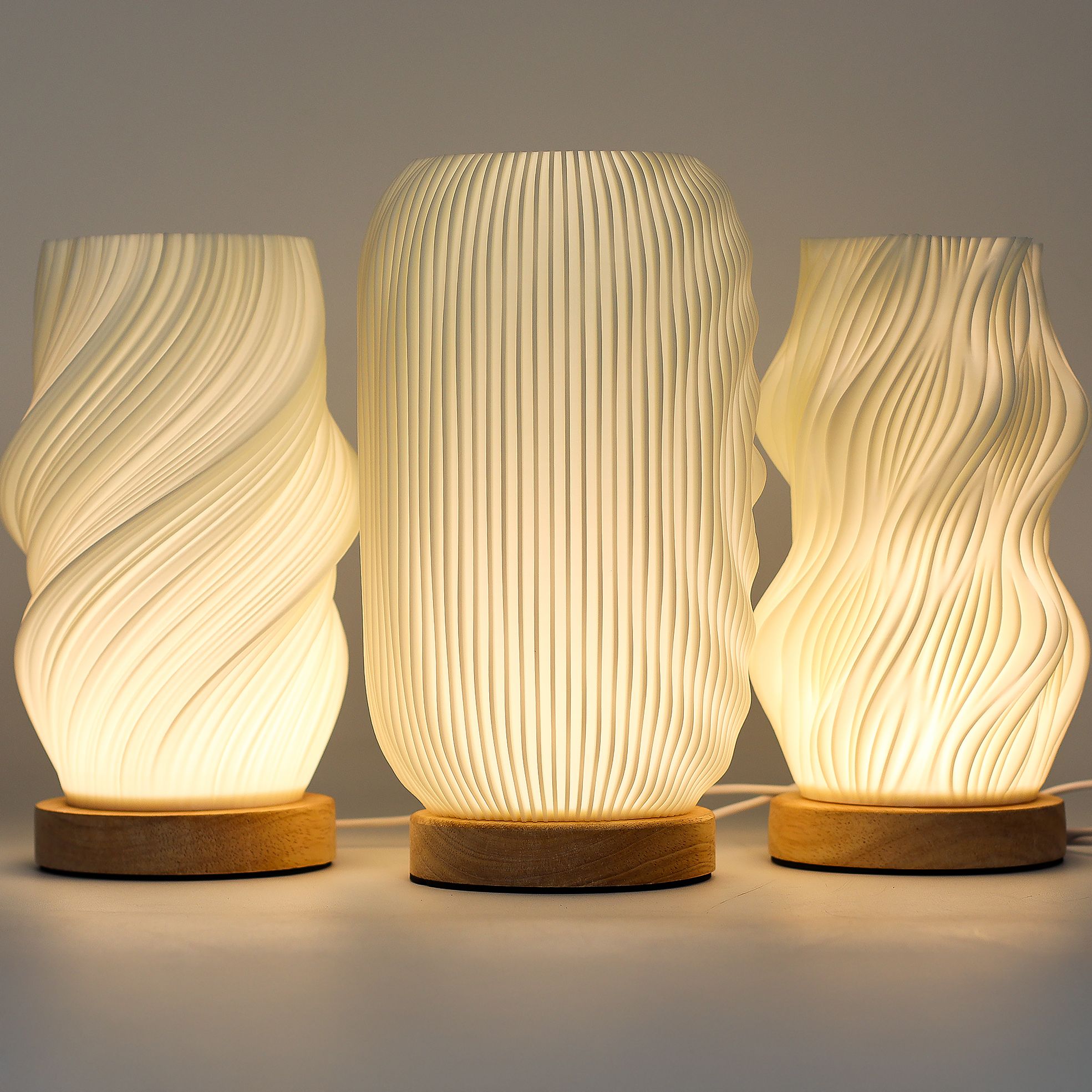 New Wave Lamp - USB - 3 settings - Cloud Twisted